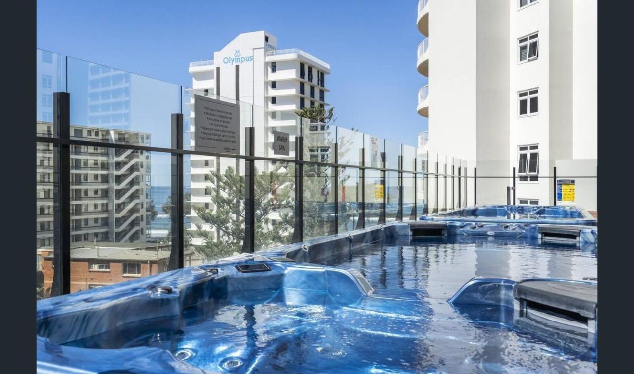 Close To Everything! Beautiful Hotel Studio'S, Sleeps 4 Gold Coast Bagian luar foto